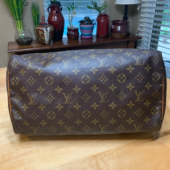 Louis Vuitton Speedy 35 - Picture 7 of 16